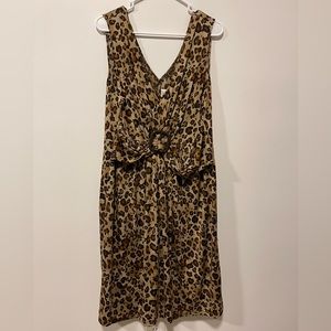 Gorgeous leopard print belted dress